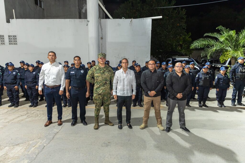 Diego Castañón preside Cambio de Mando en la Secretaría de Seguridad y Protección Ciudadana de Tulum 4 25dda61c 123d 41aa 9c59 04f4d1e4de8e 1