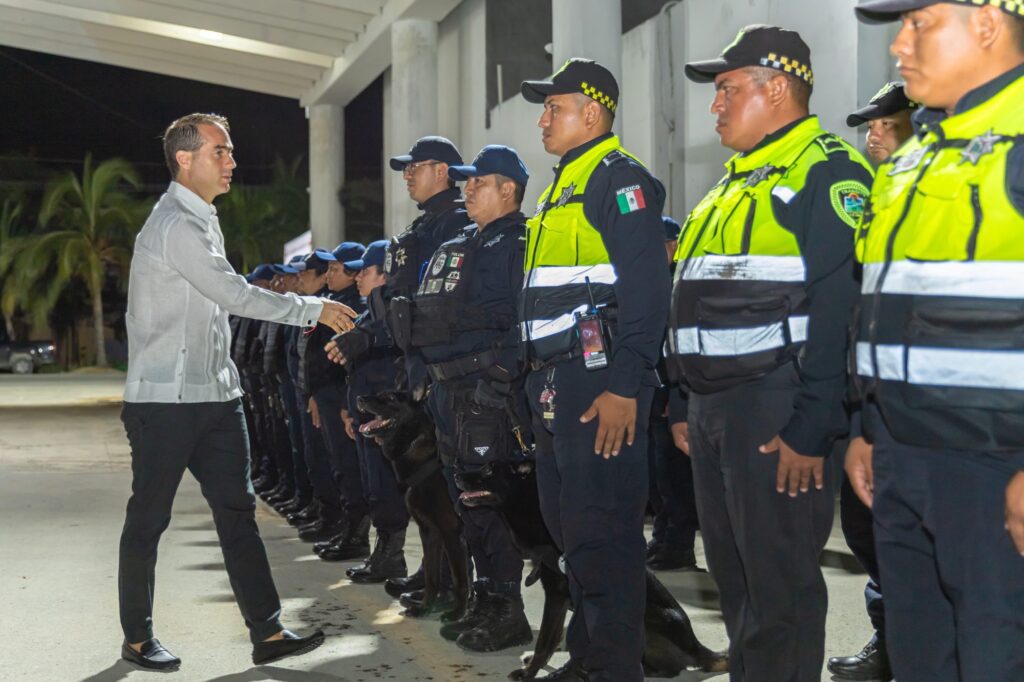 Diego Castañón preside Cambio de Mando en la Secretaría de Seguridad y Protección Ciudadana de Tulum 1 a6959784 4306 4e6d 8e98 a129a5e54bb4 1
