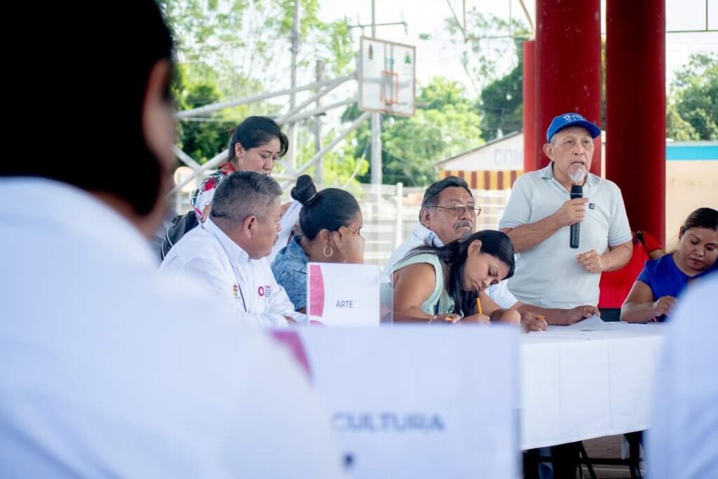 Realizan foro Temático en la comunidad maya de Chunhuhub con la participación de representantes comunitarios y autoridades municipales y estatales 3 7127984c edc1 475c a9f5 812d5600c1cb 1