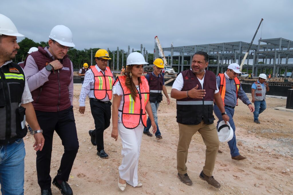 Supervisa Mara Lezama avances en la construcción del nuevo Hospital General de Chetumal 4 0013981b 0c5f 4307 9750 bab5518dc33d 1