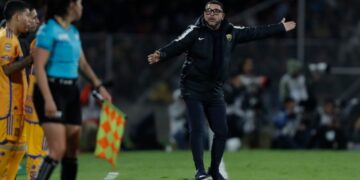 antonio turco mohamed regresa a mexico para dirigir al toluca