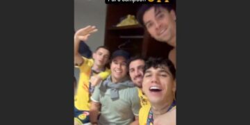 checo perez festeja con el america el tricampeonato de la liga mx