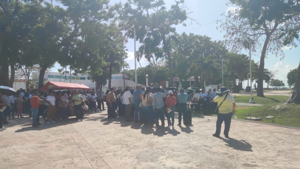 Realizan docentes asamblea informativa en Chetumal; anuncian mega marcha este jueves 2 337d4dc6 47d8 449d 883c d24a7d7f0f90 1