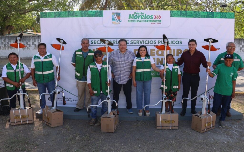 Encabeza Blanca Merari la entrega de equipos y herramientas a servicios públicos de Puerto Morelos 2 340dffd0 6d21 42d4 a129 eb6ddc2ea89d 1