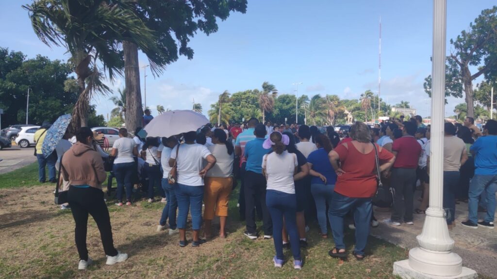 Realizan docentes asamblea informativa en Chetumal; anuncian mega marcha este jueves 1 56f83d77 c05f 443f a36e 6972d9972e42 1