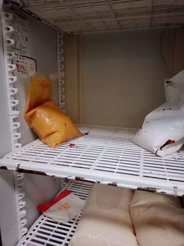 Denuncian condiciones insalubres en el McDonald’s de la Multiplaza Kabah 3 d909c883 87f9 4c6d a098 0f15e3b0b674 1