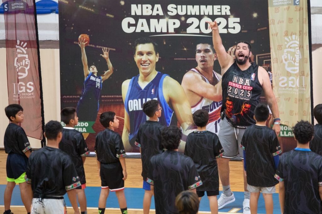 Eduardo Nájera y Horacio Llamas comparten su experiencia a jóvenes basquetbolistas de Playa del Carmen durante el NBA Summer Camp 3 d7314e54 dcf4 4770 acfc 50cb5773c313 1