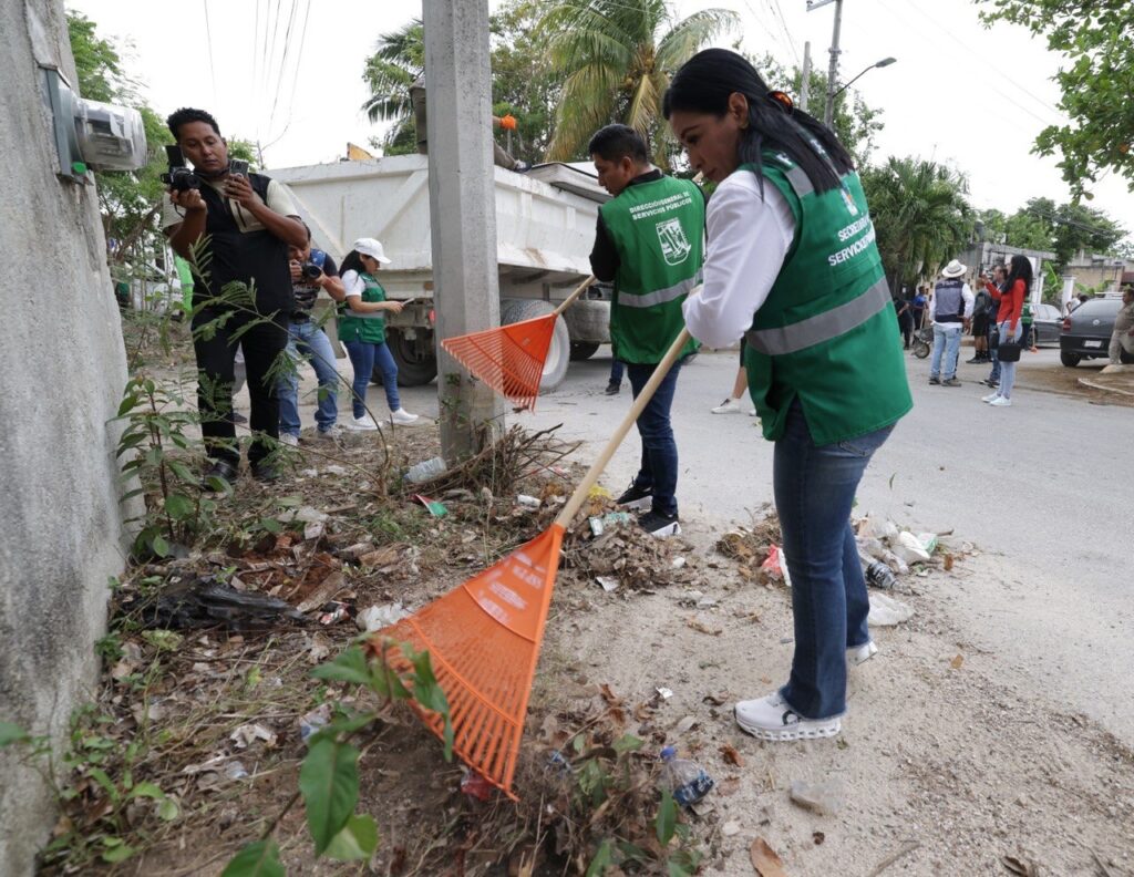 “Chuleando tu colonia”, programa estandarte en Puerto Morelos, es un compromiso cumplido: Blanca Merari 2 7865d171 e95b 4ce3 86ed 262942e6ed78
