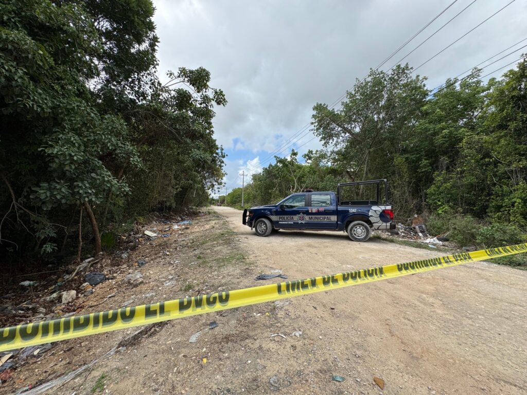 Hallan a un hombre asesinado en un camino de terracería de la Región 252 de Cancún 3 8c3525a6 3b20 4bfc a278 209ffb4263eb 1