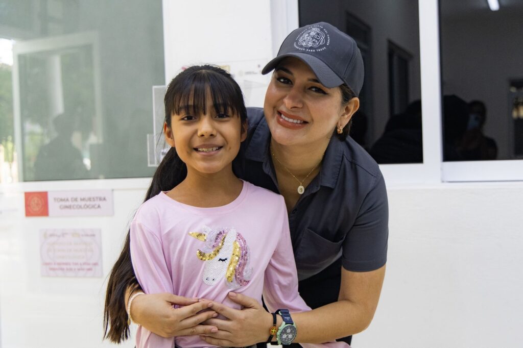 Más de 5,600 medicamento y 900 lentes gratuitos ha entregado el programa “Salud Sin Tanto Choro” en apenas 60 días 1 img 20250831 wa02645451956807116731361
