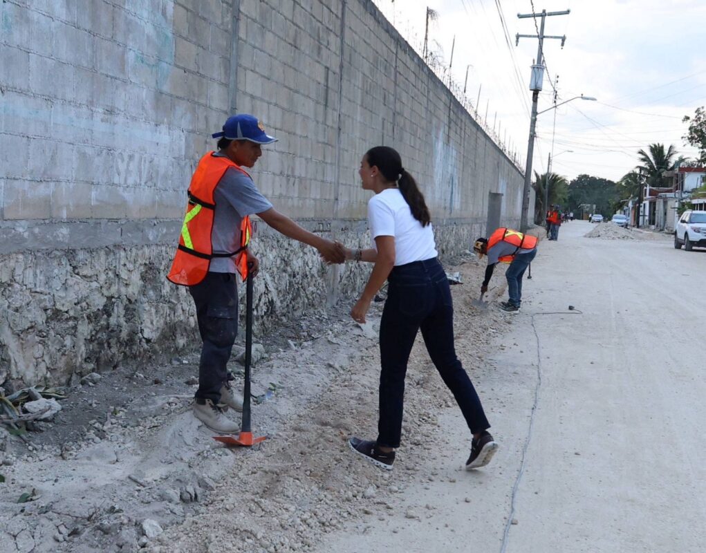 Supervisa Ana Paty Peralta mejoramiento vial en la Sm 103 2 2b5b0feb 1639 4253 9ae6 a7bd5a38e2f6