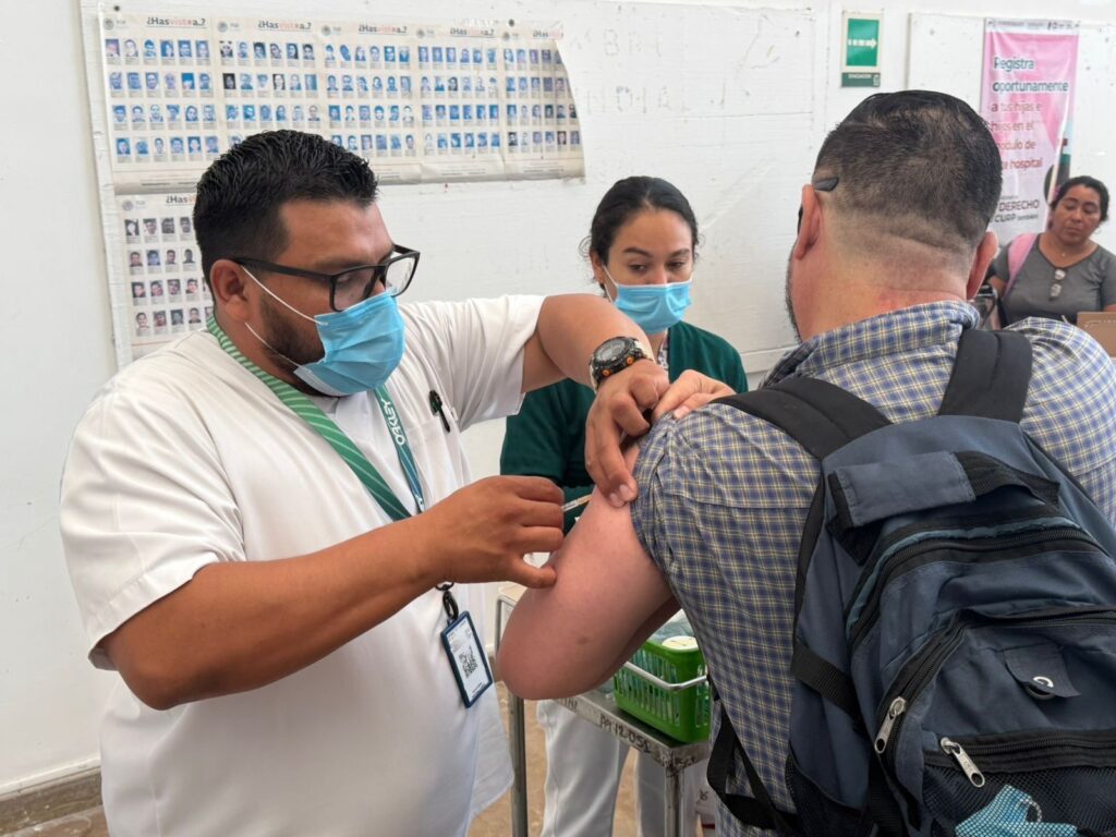 Activa IMSS Quintana Roo 'macromódulos' para vacunar contra Sarampión 2 776aff31 e05b 47d3 9fd1 e038a88ae085