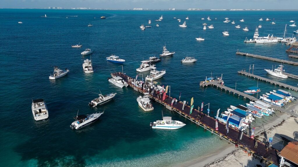 Atenea Gómez Ricalde da disparo de salida al XXI Torneo Internacional de Pesca “Cosme Alberto Martínez Magaña” 3 88d4cb24 c249 4519 9366 741fc0b256b6