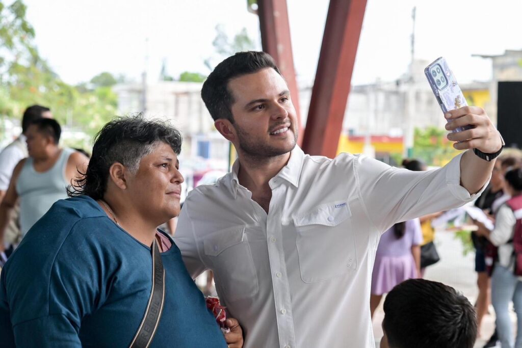 Con servicios gratuitos y atención directa, llega una nueva Asamblea Bienestar para el Pueblo a la Región 245: Pablo Bustamante 3 d35a86ad a865 4f7e be7a 28665d59c5d7