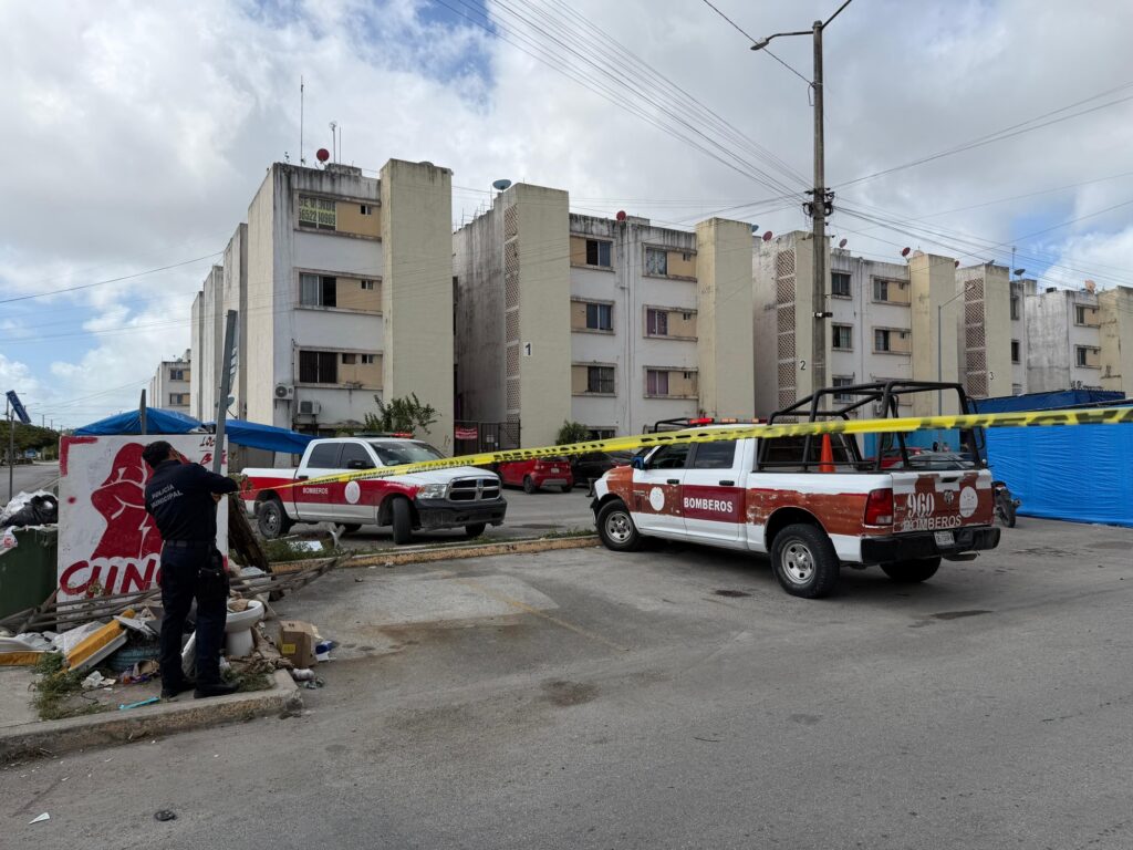 Incendio en departamento de Paseos Nicté deja una persona lesionada en Cancún 1 202b818f 097e 42e5 bc5b 741cf575c2e8