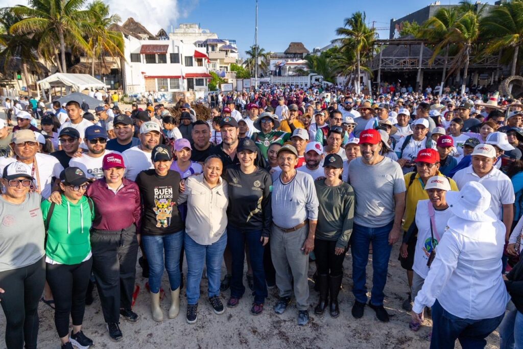 Más de 2 mil personas acompañan a Estefanía Mercado en mega brigada de limpieza de playas para hacer frente al sargazo 3 23aaf794 12e4 4f85 9d9d c1e7a571134b