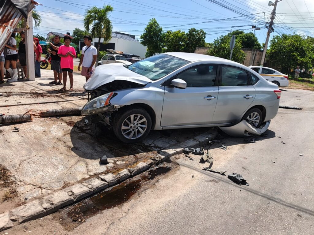 Accidente deja daños materiales y un menor herido en Chetumal 1 7f035356 8209 4e28 9e7c bb478800bab1