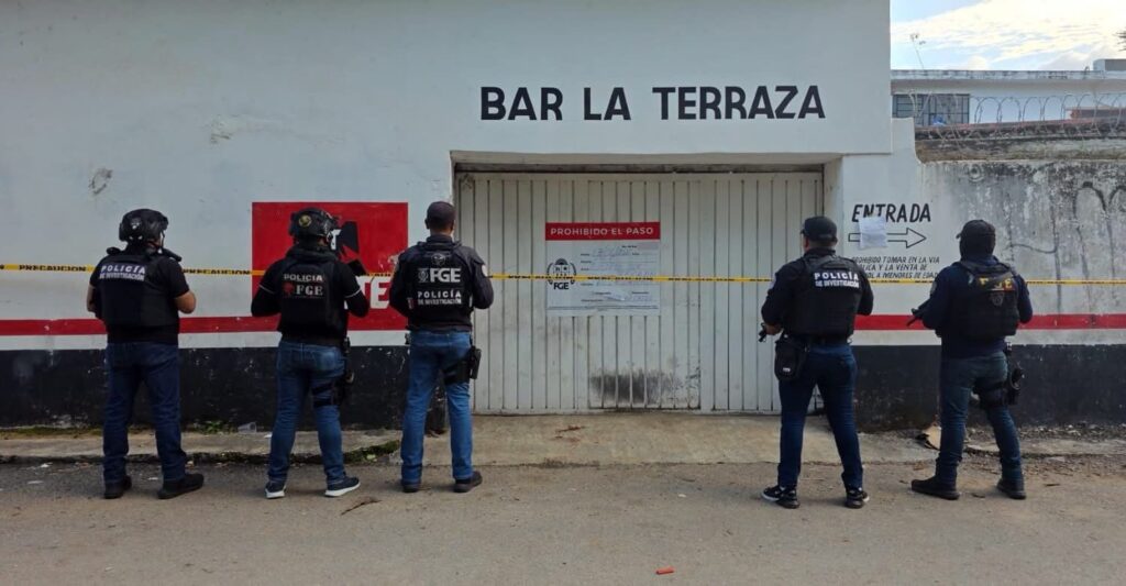 Catean cuatro supuestas 'cantinas' en Bacalar y José María Morelos; aseguran armas y drogas 1 94c44676 780c 4964 b710 aa5987c60468
