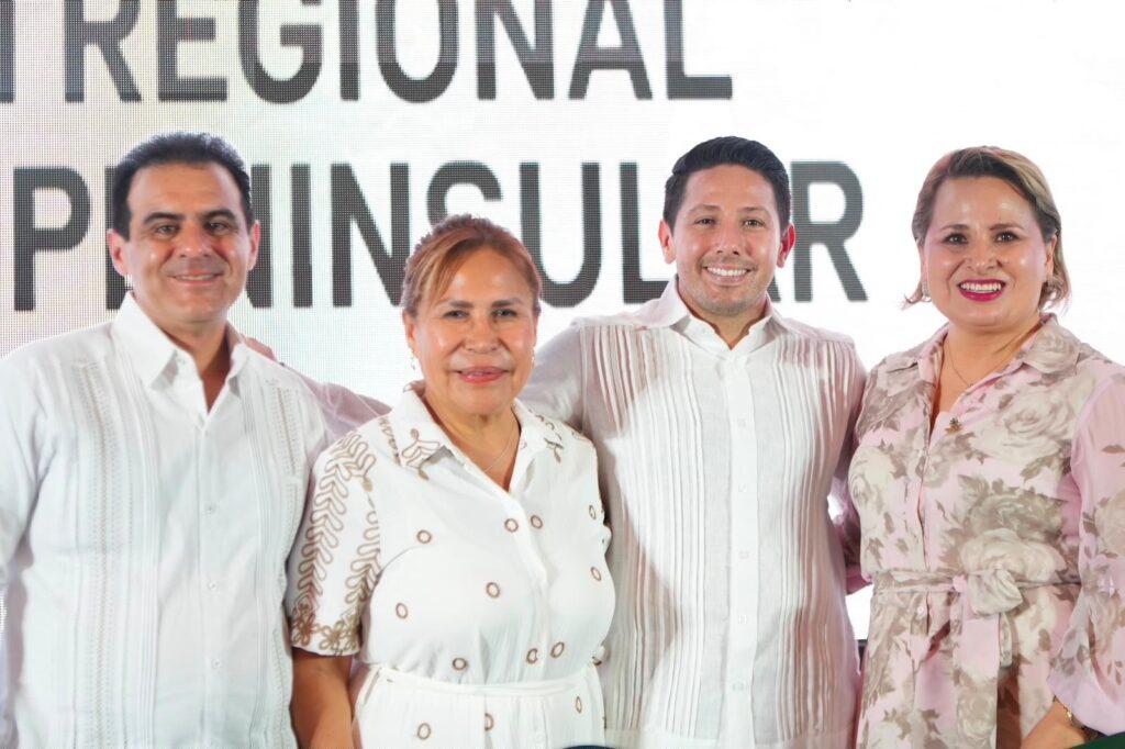 Reconoce Renán Sánchez Tajonar el manejo responsable de las finanzas en Quintana Roo durante la Convención Regional de Contadores Públicos 1 e3d4762c 0d1c 44b2 9bf7 e93a382f4fab