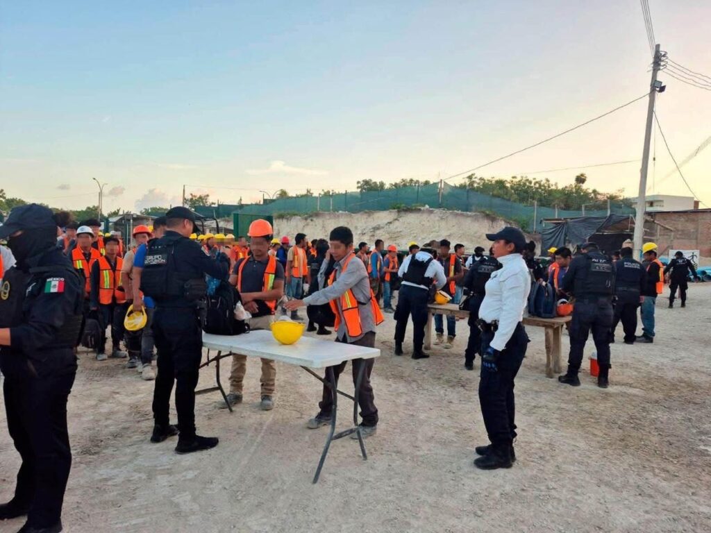 El ambiente estaba muy “relajado”: Detienen a uno y tres se quedaron sin chamba por consumir drogas en una obra de Costa mujeres 1 2a6c2e70 674f 4c97 91d6 5e546e192627