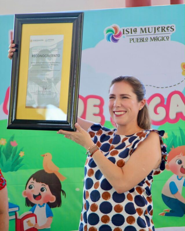 Gobierno de México reconoce al Gobierno de Atenea por sus políticas públicas en favor de la niñez de Isla Mujeres 1 339eb090 4ae7 4a8c 8c61 51be2cab111d