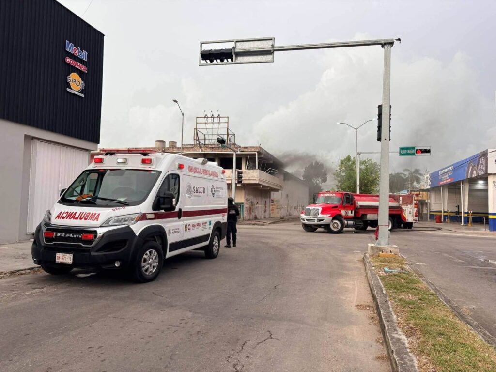 Arde edificio abandonado en el centro de Chetumal 1 39695be1 265f 415c a55f a668f9e9c921