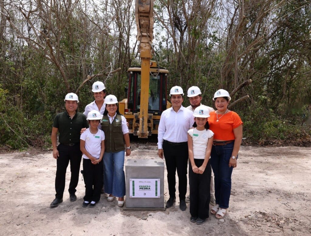 Coloca Blanca Merari la primera piedra del Primer Centro de Bienestar Animal de Puerto Morelos 1 2FAA5320 9E18 48FE BBAD 596178798032