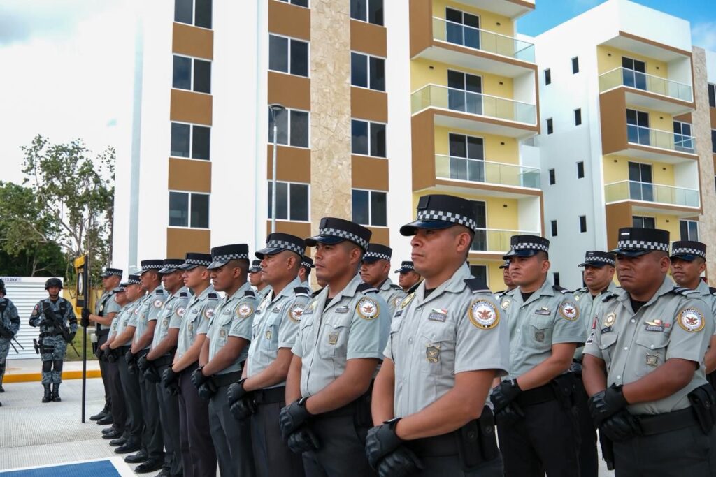 Inaugura Mara Lezama viviendas para familias de la Guardia Nacional en Chetumal, junto con coordinador estatal Sergio López 4 466b17ff e415 4bbe a120 bb57bb1c7a08