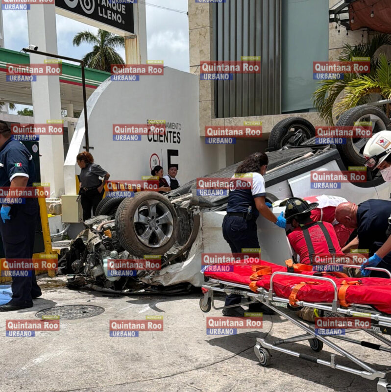 Accidente en Av. Bonampak deja dos heridos y una mujer sin vida 3 5F0455C7 0BE4 488A 9C16 A7E88DEEE7BF