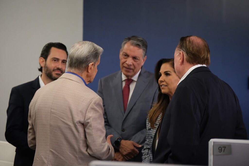 Ante miembros de la Orlando Chamber of Commerce, Mara Lezama presenta el Distrito Financiero y Tecnológico de Cancún 1 75c1c84e ccb2 44bb 8657 5a07983be7ed