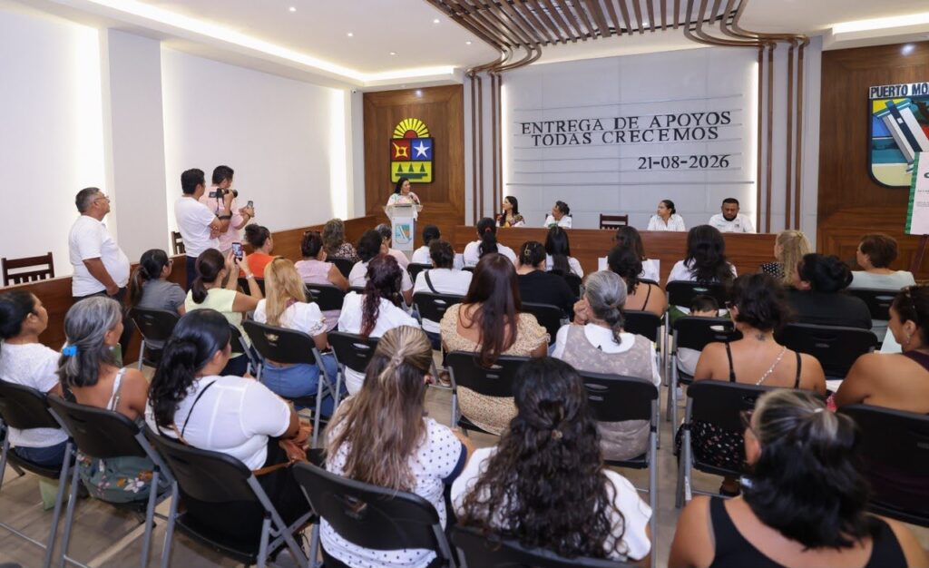 Entrega Blanca Merari apoyos del programa “Todas crecemos” a 47 mujeres emprendedoras 1 d16ccbd0 9c67 49d4 b9bf af250f2d7f56