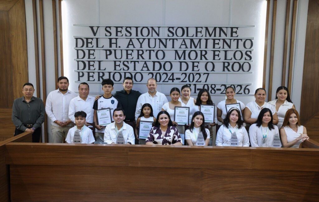 Entregan la medalla al mérito juvenil 2026 de Puerto Morelos 1 e37e545a 020a 4f68 931a f8f83116db34