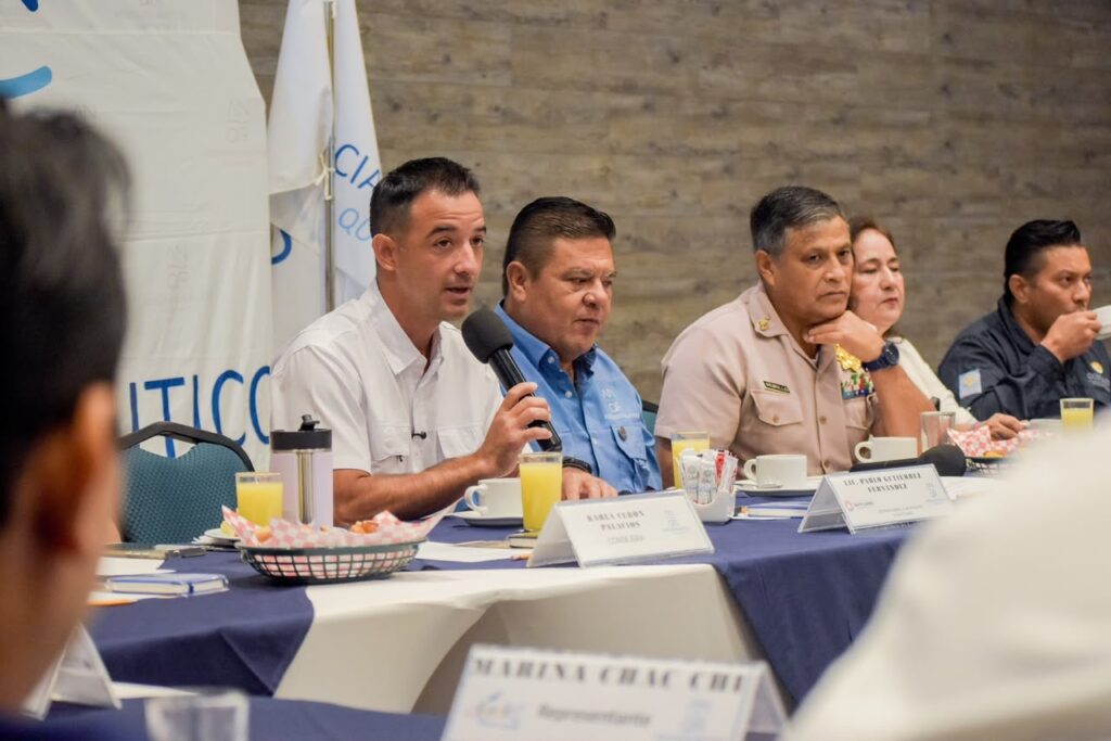 Encabeza Pablo Gutiérrez mesa de trabajo para retirar embarcaciones abandonadas de la Laguna Nichupté 2 028DF944 E78D 47BF A2F6 B8B123505E6D