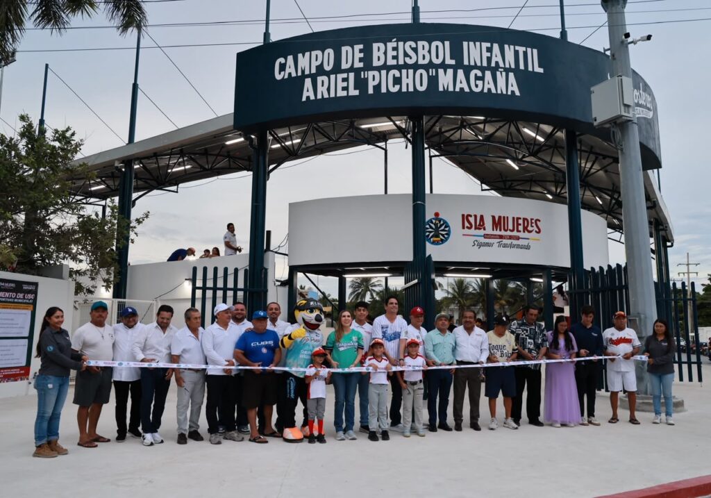 Atenea Gómez Ricalde inaugura en Isla Mujeres el primer campo de béisbol infantil de todo Quintana Roo 3 6F5E2F26 6CBF 41A9 88F9 92DCD5026CA7