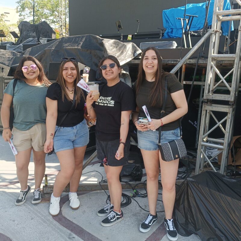 Comienzan a llegar fans de Lucero y Mijares a la Plaza de la Reforma de Cancún 1 C777BDF6 B89D 4C35 A02B E72688DD3C7A