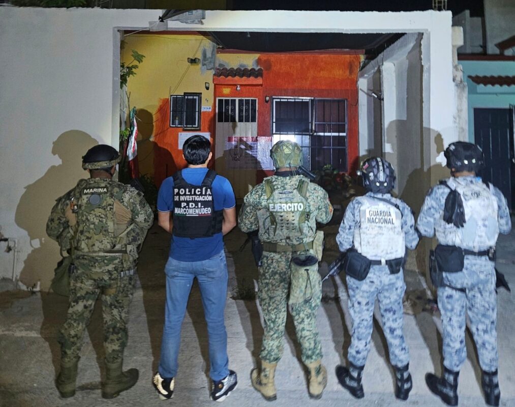 Autoridades aseguran posibles drogas durante cuatro cateos contra el narcomenudeo y detienen a una persona 3 0FAE156C 79FD 4C68 9EA6 FB490A1E24AE