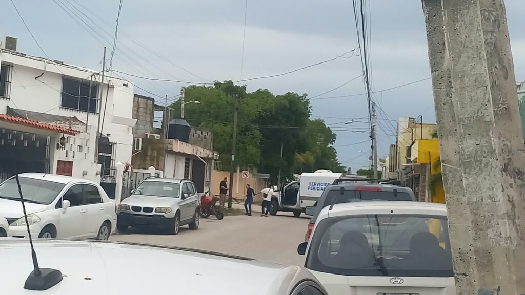 Aseguran dos vehículos involucrados en asesinato de una mujer en la Supermanzana 58 de Cancún 2 4D68D2E4 DFD5 4C8E AC4C C9CA83F94369